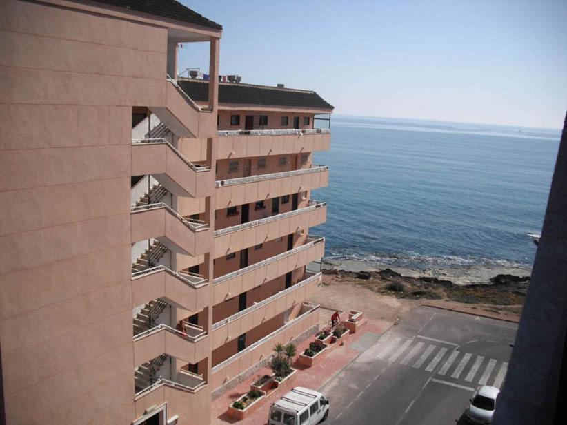 Splendido Appartamento Fronte Mare Vista Spiaggia - Prima Linea Mare Torrevieja Exterior foto